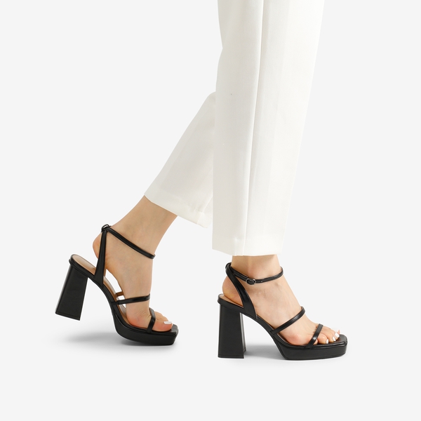 Strappy Chunky Platform Heel Sandals - BLACK - 1