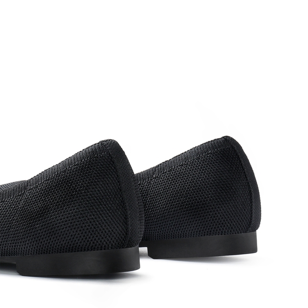 Elegant Knitted Cap Toe Flats - BLACK - 6