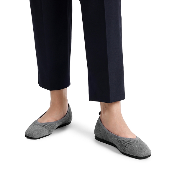 Breathable & Comfortable Square-Toe Flats  - GREY - 1