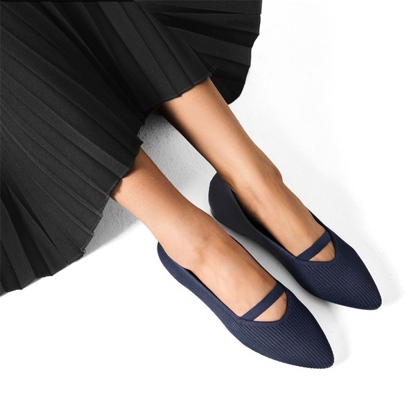 Non-Slip Pointed Toe Breathable Flats  - BLACK - 1