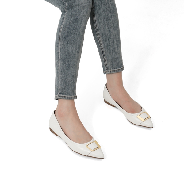 Comfortable Pointed Toe Ballet Flats - WHITE - 1